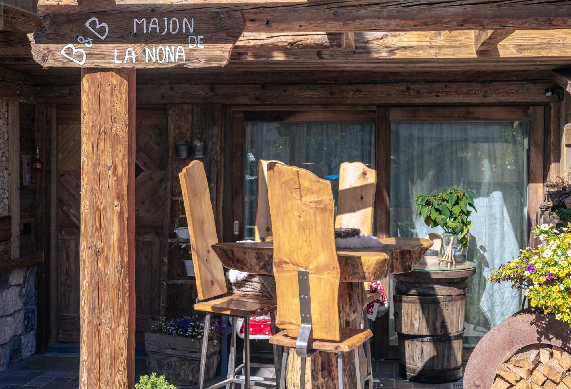 Majon De La Nona Hotel Pozza di Fassa Exterior foto